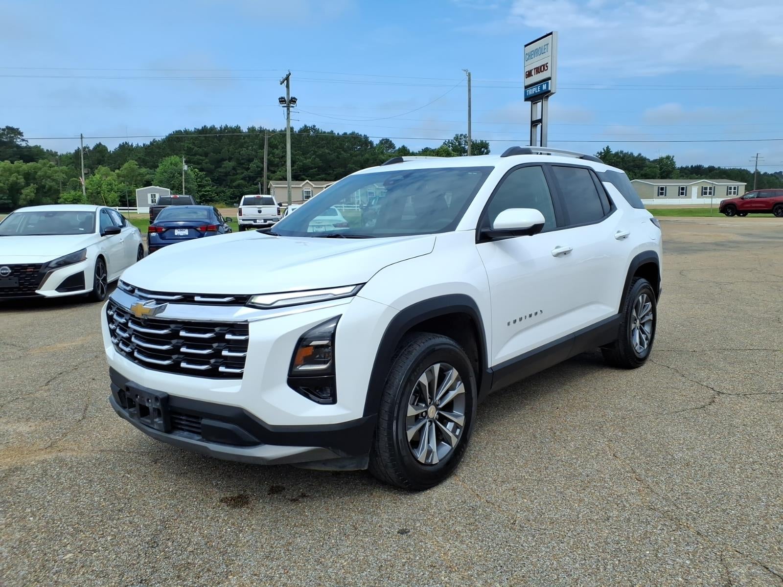 2025 Chevrolet Equinox LT in Summit White — front three-quarter view